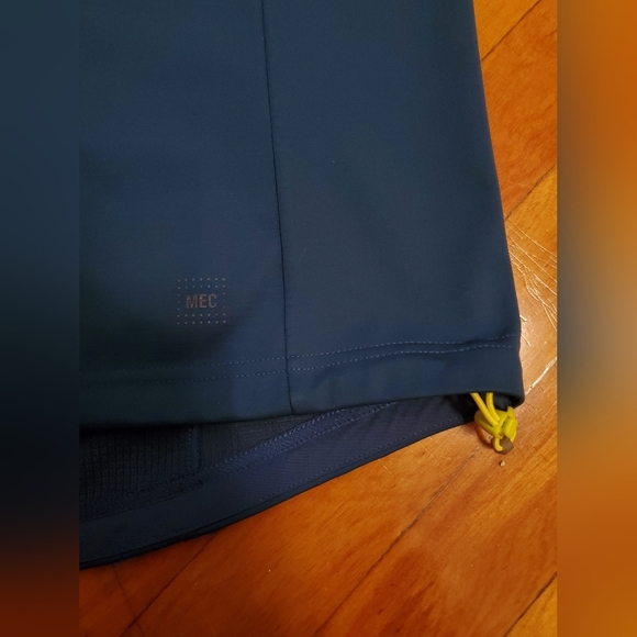 MEC Running Vest. Dark Teal. Men size XL. - Picture 4 of 9